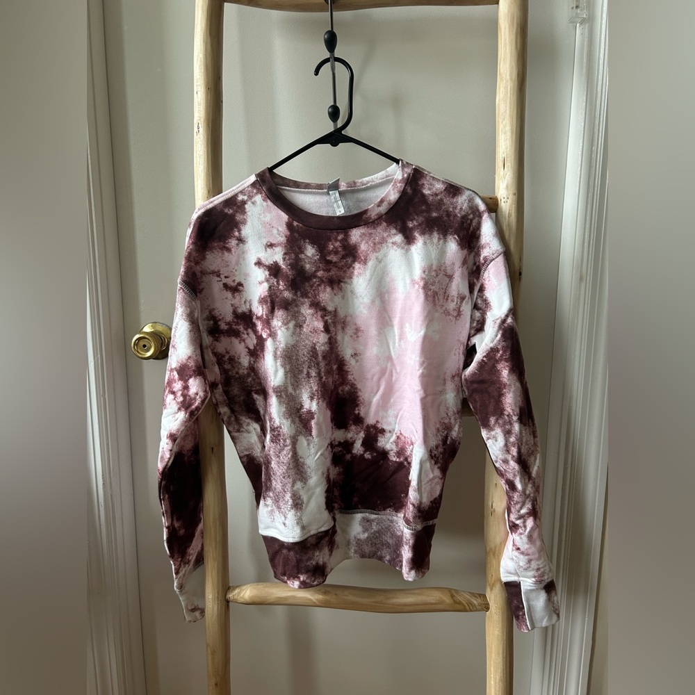 Tie-Dye Sweatshirt in Pink and Purple